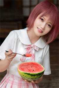 深情错配当年月，旧梦不归两处空完整