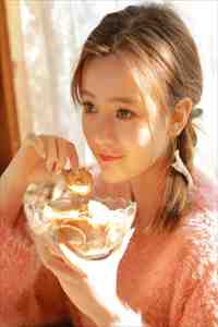 你如枯叶腐朽，我向阳而生最新