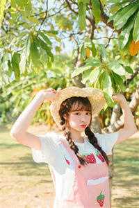 月色吻过梧桐雨章节