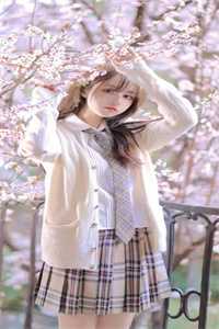 穿成太子爷前女友，他却只认我热门小说