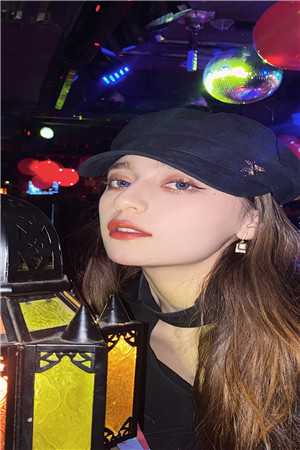 出狱后，为给小助理出气亲手送我进监狱的未婚妻悔疯了短篇