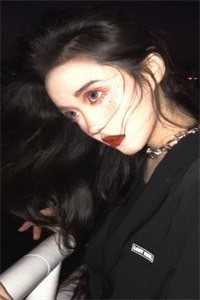 不就送他艘游艇，你闹什么在线阅读