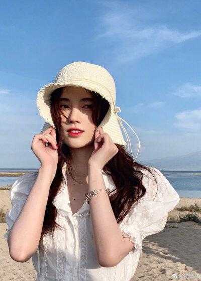 被诬陷调换金镯子，法学院杀疯了全文免费阅读