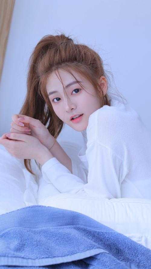 落花辞树君方惜全章节