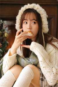 许她似明珠璀璨短篇