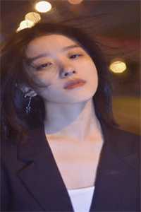 穿成太子爷前女友，他却只认我精选