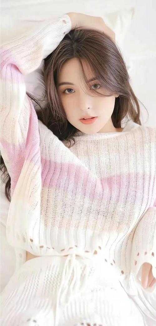 深情错配当年月，旧梦不归两处空爆火全网