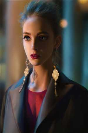 明月长悬彩云散完整作品