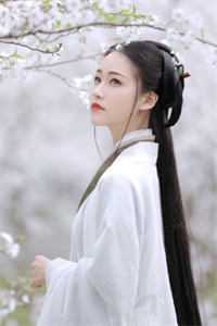 入赘老公不肯改姓，反手将我送进精神病院结局