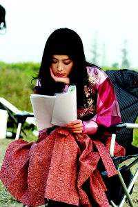 月落空山听落花完整