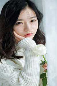 野驯！京圈太子撕破伪装掐腰诱吻精选