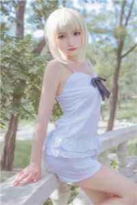 穿成恶女配，绑定阴湿反派黑化前姜岁谢砚寒全局