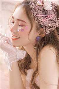 孤霜遮月秋风冷在线