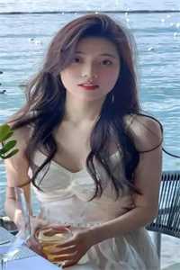 刚入职半个月，小白兔被上司盯上了无错版