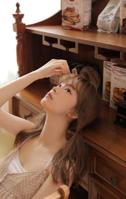 我跟闺蜜被杀后脱离世界回家，亲人们却疯了完整版