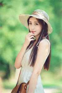 万人嫌老村妇竟是皇太后，皇后和状元孙子吓晕了异常火爆