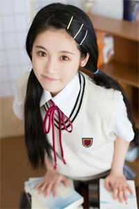 我跟闺蜜被杀后脱离世界回家，亲人们却疯了广告+结局