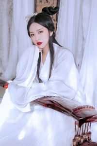 高考当天，我放任校花调转送考大巴带全班救首富完整阅读