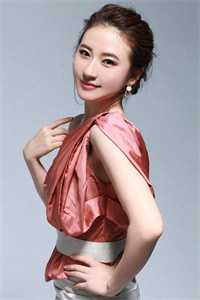 婚礼前夕，我收到妻子和他人婚纱照全章阅读