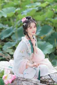 救赎路上，我把反派养歪了？全本