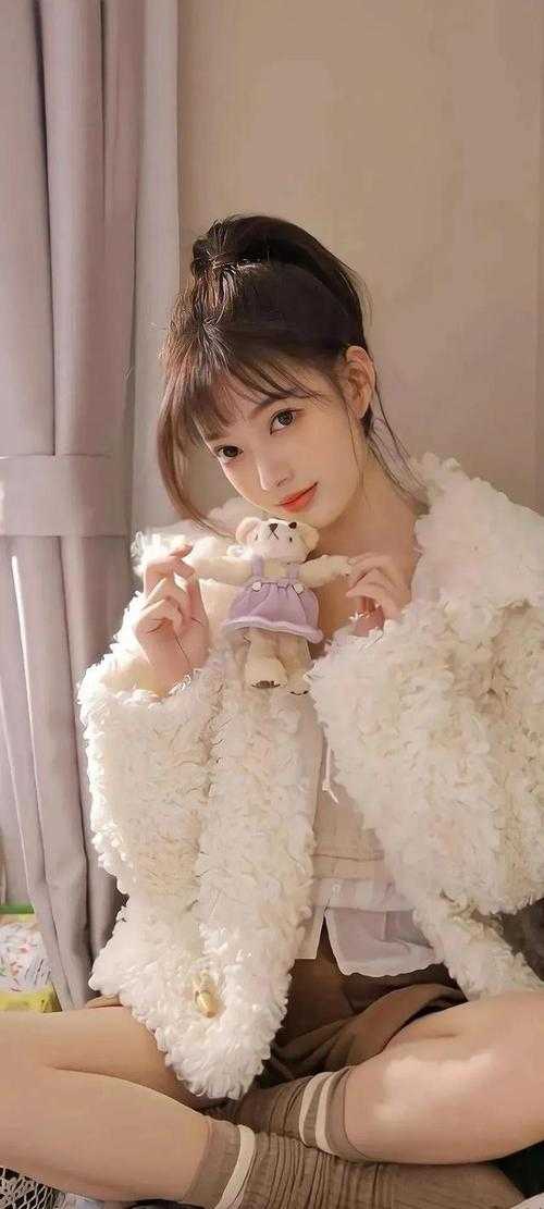 重生高考后，我送竹马和班花吃牢饭在线看