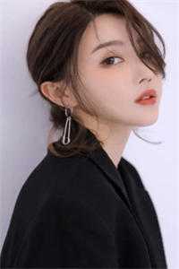 婚礼接亲未婚妻不让我坐头车，我改娶青梅结局+后续