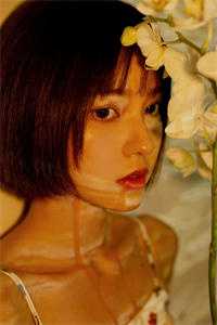 陪他东山再起后，他把婚戒给了小白花新上热文